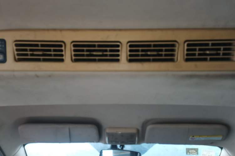 Used Dongfeng Fengon 370 2016 1.5L Manual Luxury 7-Seater Headliner