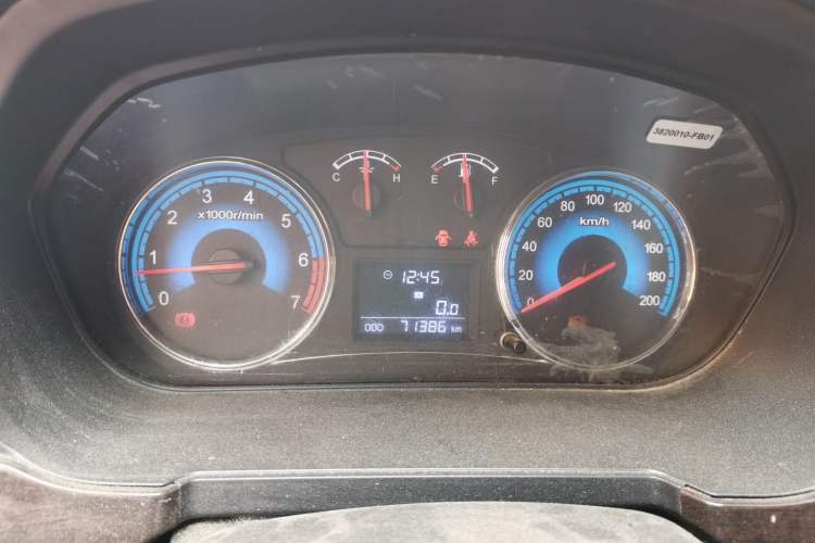Used Dongfeng Fengon 370 2016 1.5L Manual Luxury 7-Seater Instrument Cluster