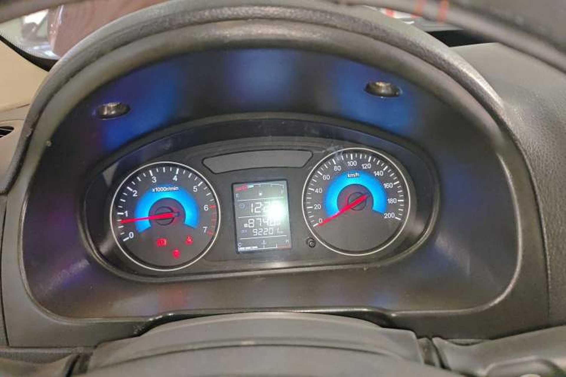 Used Dongfeng Fengon 370 2016 1.5L Manual Standard Edition SFG15-05 7 Seats Instrument Cluster