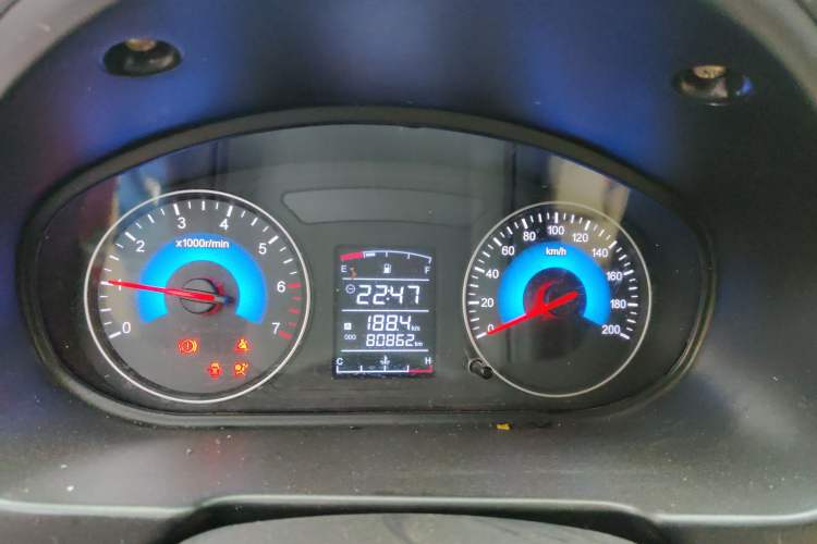 Used Dongfeng Fengon 370 2016 1.5L Manual Standard Edition SFG15-05 7 Seats Instrument Cluster