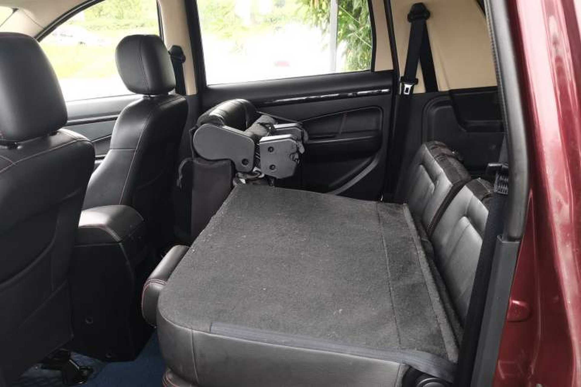Used Dongfeng Fengon 370 2016 1.5L Manual Luxury 7-Seater Interior 1