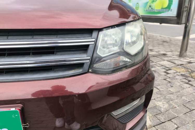 Used Dongfeng Fengon 370 2016 1.5L Manual Elite Home Edition 7-Seater Left Front Headlight