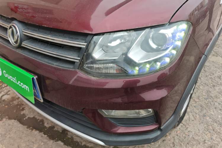Used Dongfeng Fengon 370 2016 1.5L Manual Luxury Version SFG15-05 7 Seats Left Front Headlight