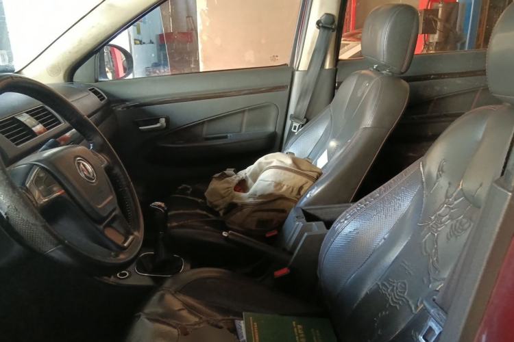 Used Dongfeng Fengon 370 2016 1.5L Manual Luxury 7-Seater Left Front Seat