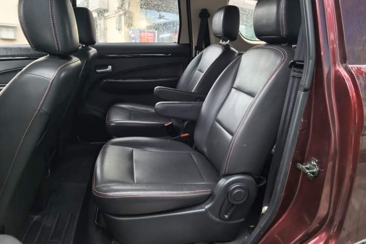 Used Dongfeng Fengon 370 2016 1.5L Manual Elite Home Edition 7-Seater Left Rear Seat