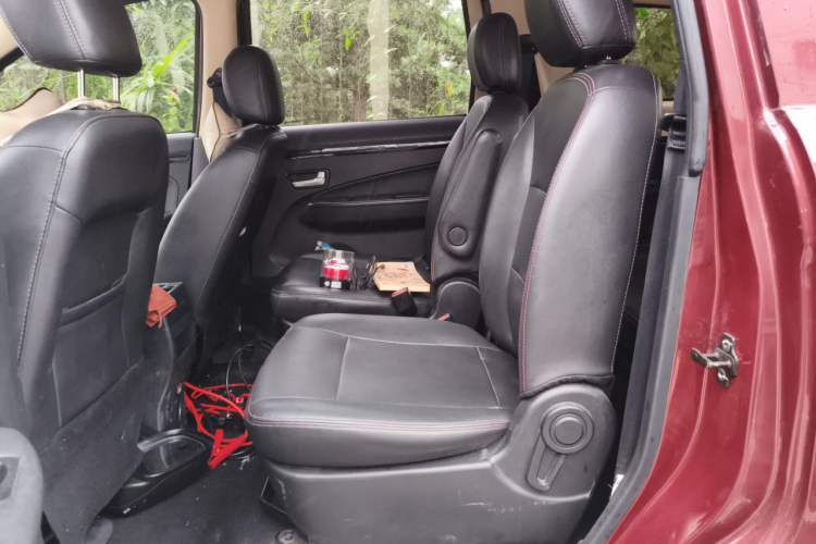 Used Dongfeng Fengon 370 2016 1.5L Manual Elite Home Edition 7-Seater Left Rear Seat