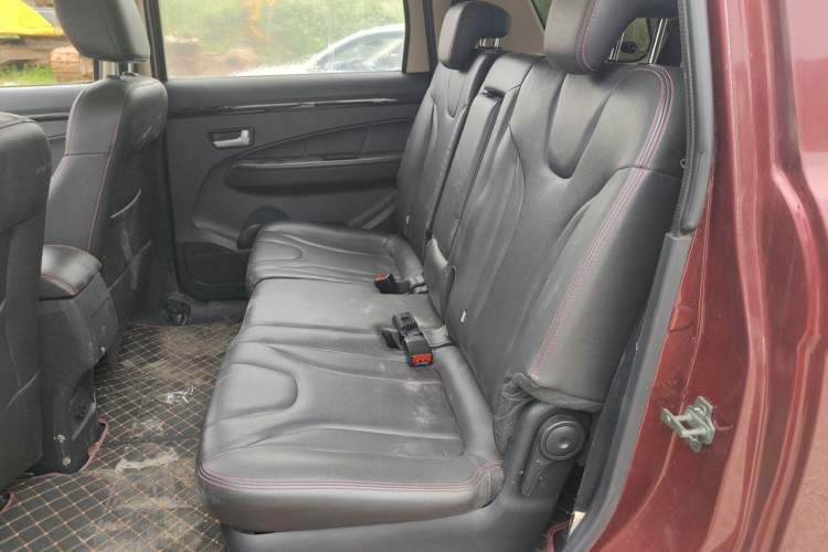 Used Dongfeng Fengon 370 2016 1.5L Manual Smart 7-Seater Left Rear Seat