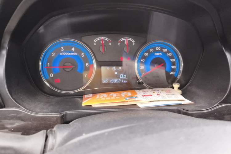 Used Dongfeng Fengon 370 2016 1.5L Manual Elite Home Edition 7-Seater Odometer Close Up