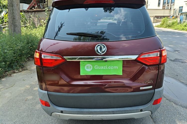 Used Dongfeng Fengon 370 2016 1.5L Manual Luxury 7-Seater Rear