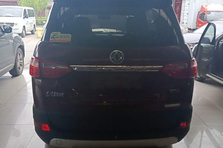 Used Dongfeng Fengon 370 2016 1.5L Manual Elite Home Edition 7-Seater Rear