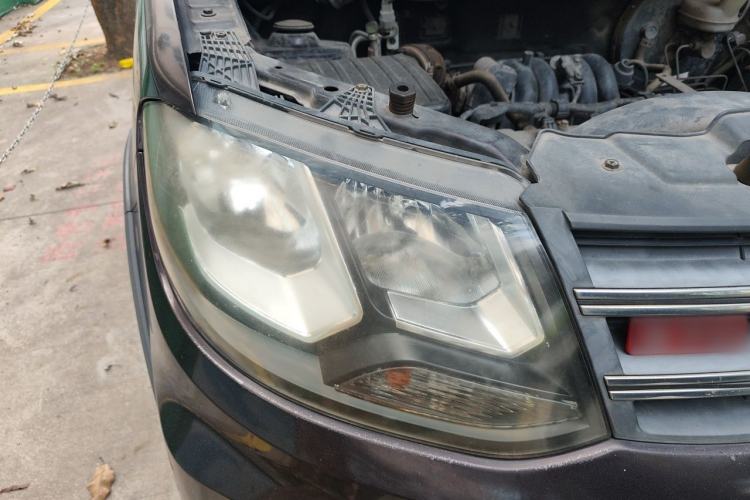 Used Dongfeng Fengon 370 2016 1.5L Manual Standard Edition SFG15-02 7 Seats Right Front Headlight