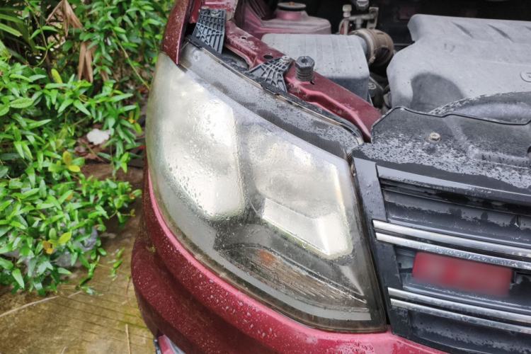 Used Dongfeng Fengon 370 2016 1.5L Manual Elite Home Edition 7-Seater Right Front Headlight