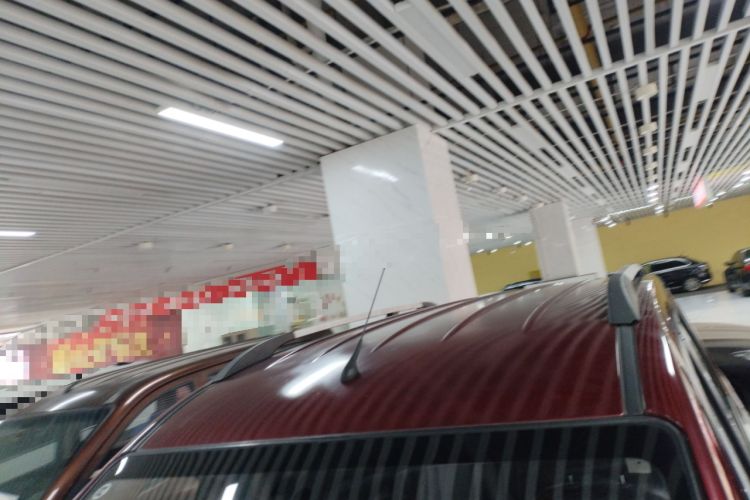 Used Dongfeng Fengon 370 2016 1.5L Manual Luxury 7-Seater Roof