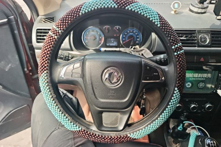 Used Dongfeng Fengon 370 2016 1.5L Manual Elite Home Edition 7-Seater Steering Wheel