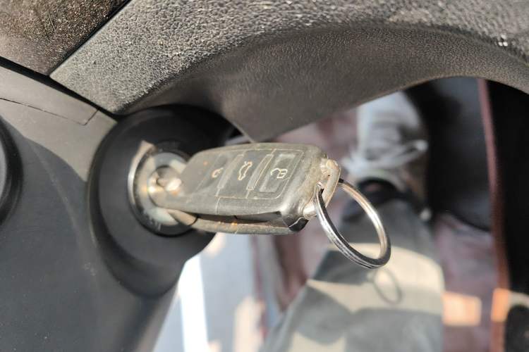 Used Dongfeng Fengon 370 2016 1.5L Manual Luxury 7-Seater Vehicle Key