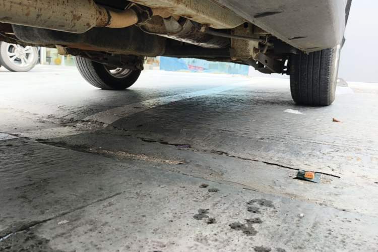 Used Dongfeng Fengon 370 2016 1.5L Manual Standard Edition SFG15-05 7 Seats Chassis Front Left