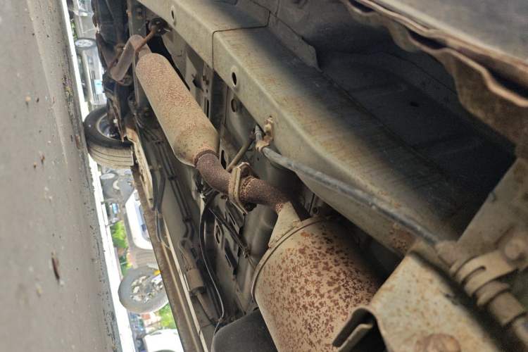 Used Dongfeng Fengon 370 2016 1.5L Manual Standard Edition SFG15-02 7 Seats Chassis Rear Left