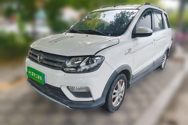 Used Dongfeng Fengon 370 2016 1.5L Manual Luxury Version SFG15-02 7 Seats