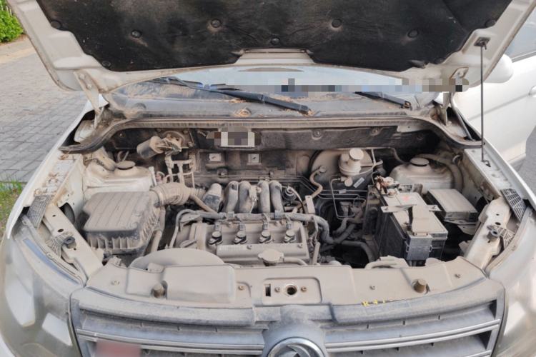 Used Dongfeng Fengon 370 2016 1.5L Manual Standard Model II 7 Seats Engine Bay