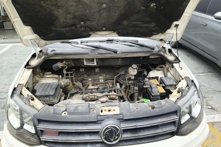 Used Dongfeng Fengon 370 2016 1.5L Manual Standard Edition SFG15-05 7 Seats Engine Bay