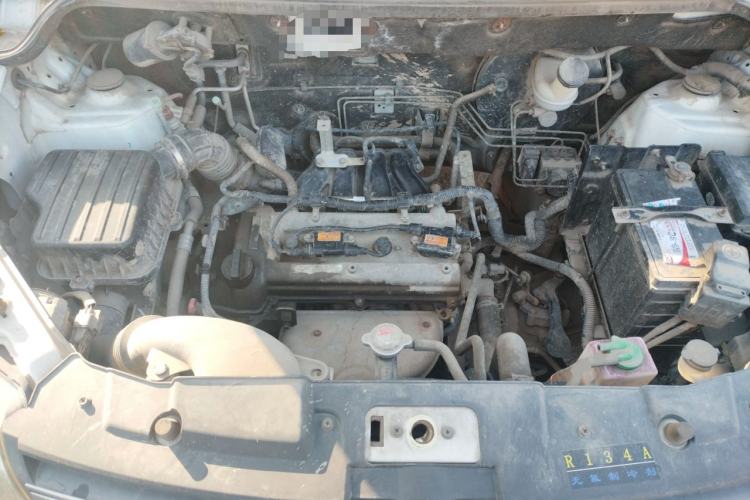 Used Dongfeng Fengon 370 2016 1.5L Manual Standard Edition SFG15-05 7 Seats Engine Bay