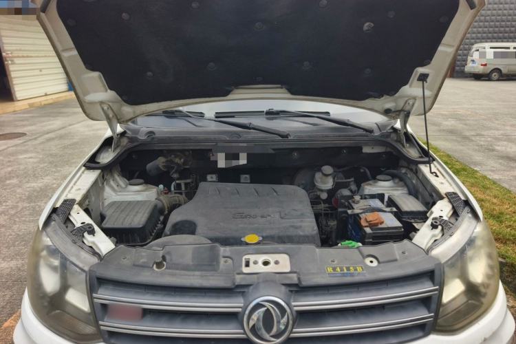 Used Dongfeng Fengon 370 2016 1.5L Manual Elite Home Edition 7-Seater Engine Bay
