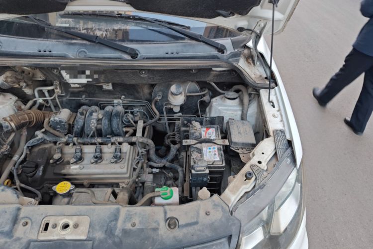 Used Dongfeng Fengon 370 2016 1.5L Manual Standard Edition SFG15-02 7 Seats Engine Bay Left
