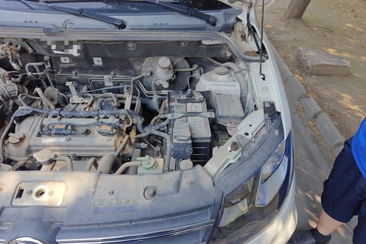 Used Dongfeng Fengon 370 2016 1.5L Manual Standard Edition SFG15-05 7 Seats Engine Bay Left