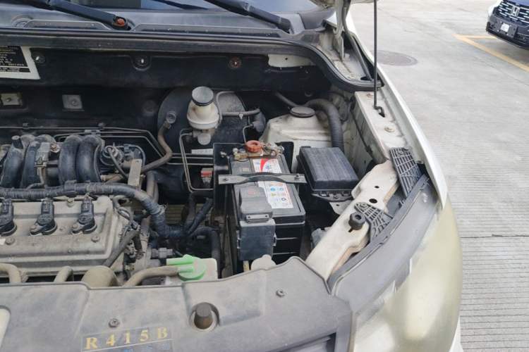 Used Dongfeng Fengon 370 2016 1.5L Manual Standard Edition SFG15-02 7 Seats Engine Bay Left