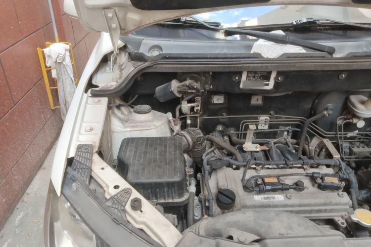 Used Dongfeng Fengon 370 2016 1.5L Manual Standard Edition SFG15-05 7 Seats Engine Bay Right