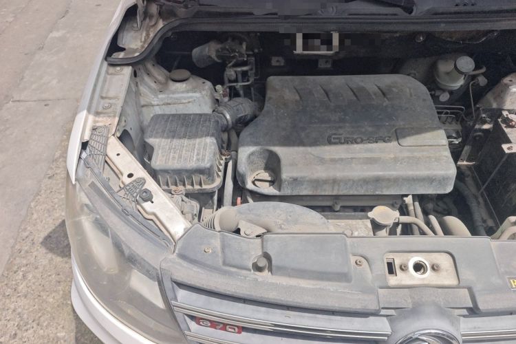 Used Dongfeng Fengon 370 2016 1.5L Manual Luxury Version SFG15-02 7 Seats Engine Bay Right