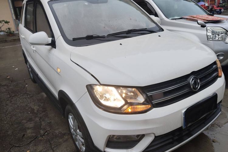 Used Dongfeng Fengon 370 2016 1.5L Manual Standard Edition SFG15-05 7 Seats Exterior 2
