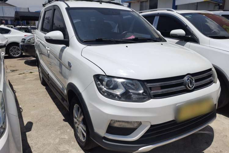 Used Dongfeng Fengon 370 2016 1.5L Manual Luxury Version SFG15-05 7 Seats Exterior 2