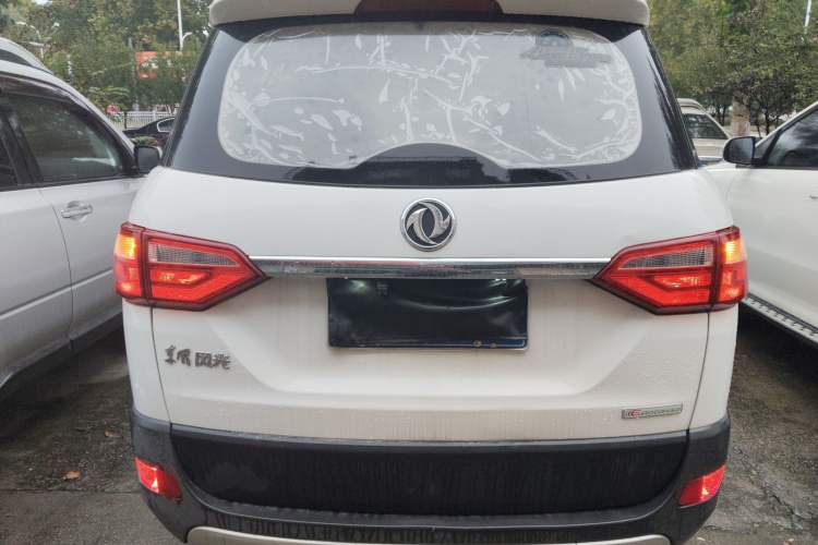 Used Dongfeng Fengon 370 2016 1.5L Manual Standard Edition SFG15-05 7 Seats Exterior 4