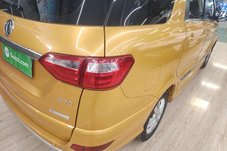 Used Dongfeng Fengon 370 2016 1.5L Manual Luxury Version SFG15-05 7 Seats Exterior 6