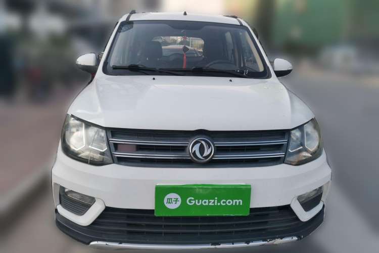 Used Dongfeng Fengon 370 2016 1.5L Manual Elite Travel Edition 7 Seats Front