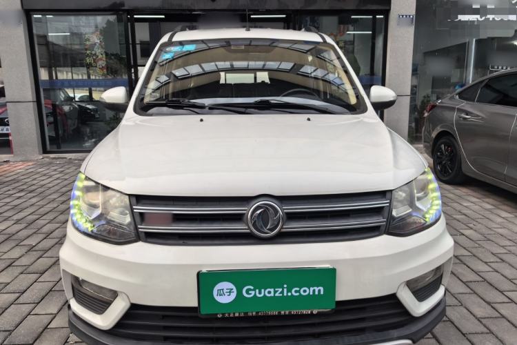 Used Dongfeng Fengon 370 2016 1.5L Manual Luxury 7-Seater Front