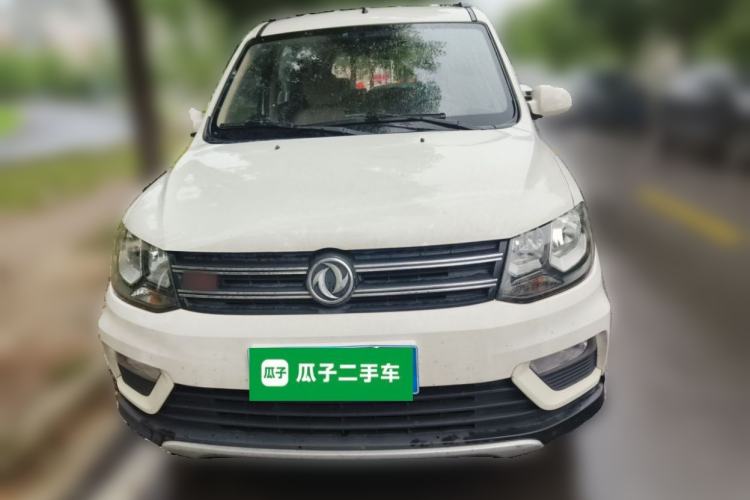 Used Dongfeng Fengon 370 2016 1.5L Manual Standard Edition SFG15-05 5 Seats Front