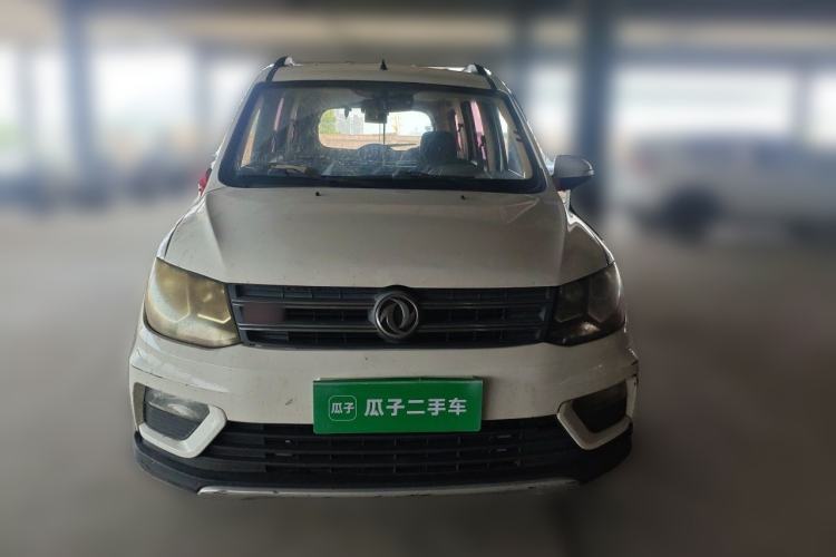 Used Dongfeng Fengon 370 2016 1.5L Manual Elite Home Edition 7-Seater Front