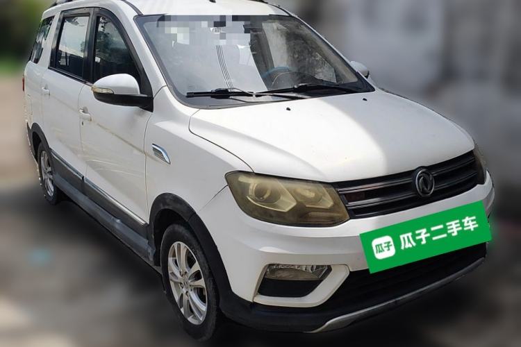 Used Dongfeng Fengon 370 2016 1.5L Manual Luxury 7-Seater Front Right 45 Deg