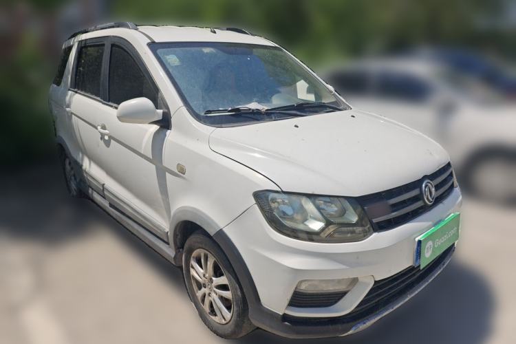 Used Dongfeng Fengon 370 2016 1.5L Manual Standard Edition SFG15-02 7 Seats Front Right 45 Deg