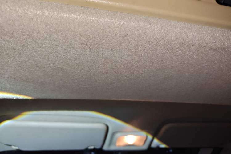 Used Dongfeng Fengon 370 2016 1.5L Manual Standard Model II 7 Seats Headliner