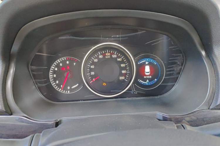 Used Dongfeng Fengon 370 2016 1.5L Manual Smart 7-Seater Instrument Cluster