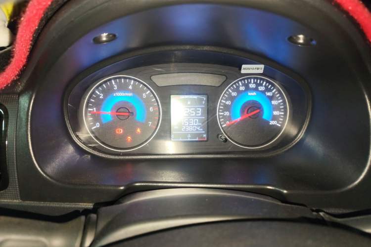 Used Dongfeng Fengon 370 2016 1.5L Manual Standard Edition SFG15-05 7 Seats Instrument Cluster