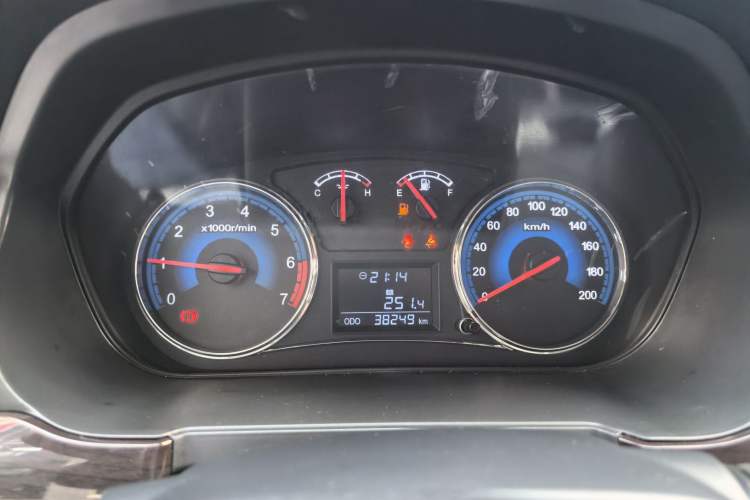 Used Dongfeng Fengon 370 2016 1.5L Manual Luxury 7-Seater Instrument Cluster