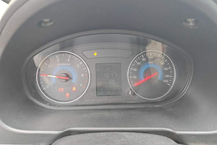 Used Dongfeng Fengon 370 2016 1.5L Manual Standard Edition SFG15-05 7 Seats Instrument Cluster