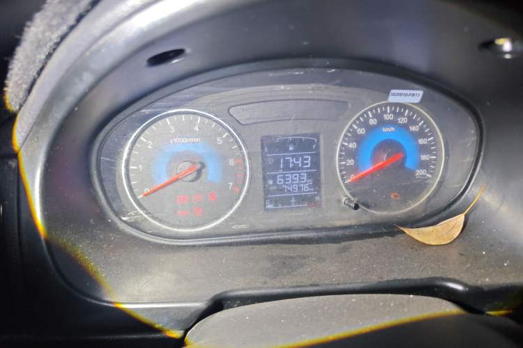 Used Dongfeng Fengon 370 2016 1.5L Manual Standard Edition SFG15-02 7 Seats Instrument Cluster