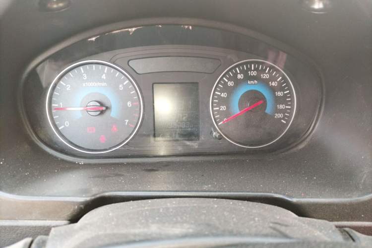 Used Dongfeng Fengon 370 2016 1.5L Manual Standard Edition SFG15-05 7 Seats Instrument Cluster
