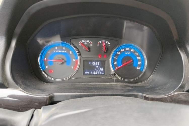 Used Dongfeng Fengon 370 2016 1.5L Manual Standard Edition SFG15-02 5 Seats Instrument Cluster