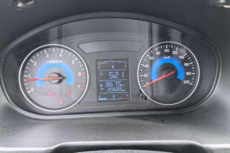 Used Dongfeng Fengon 370 2016 1.5L Manual Standard Model II 7 Seats Instrument Cluster
